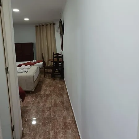 Manantiales Hotel *